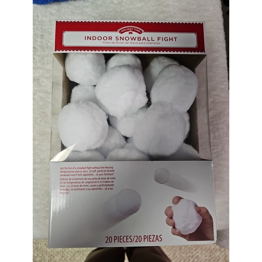 Holiday Time INDOOR‎ Snowball Fight - 20 WHITE Soft Cotton LIGHTWEIGHT Snowballs